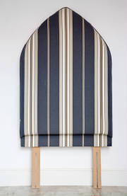 furniture/headboard_gothic.jpg