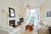 ginny/sitting_room_small.jpg